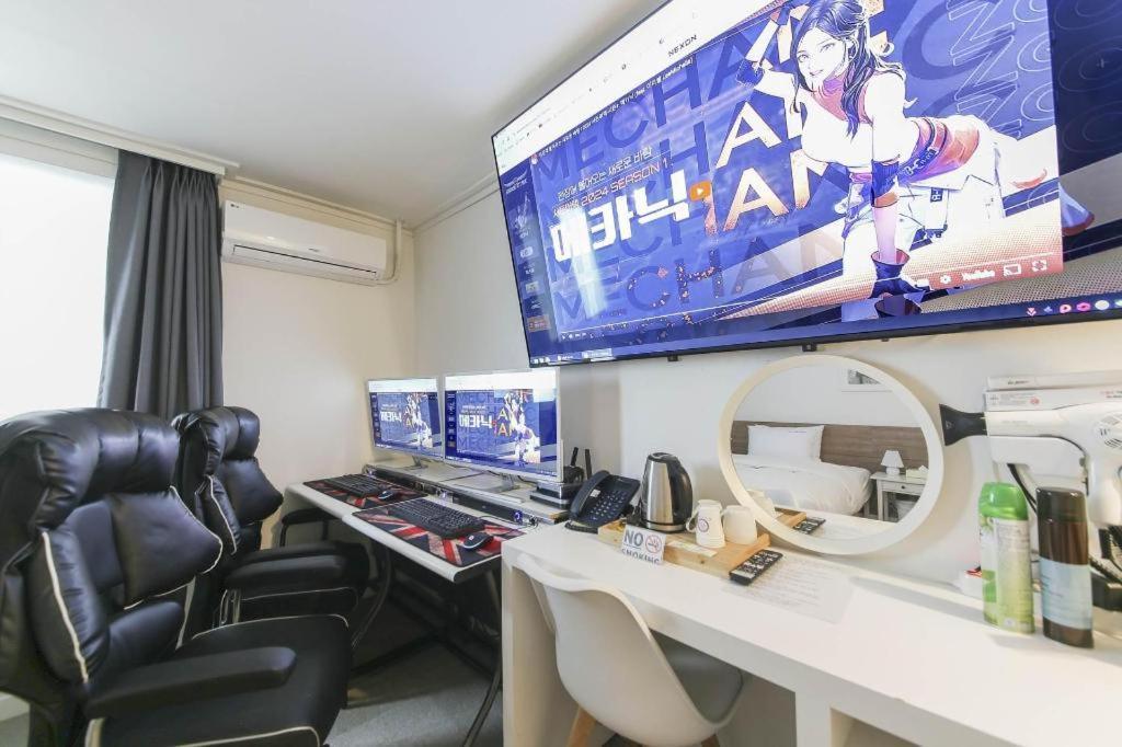 Hotel Gaon J Stay Сеогвипо Екстериор снимка