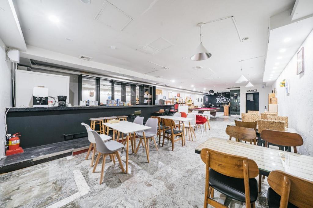 Hotel Gaon J Stay Сеогвипо Екстериор снимка