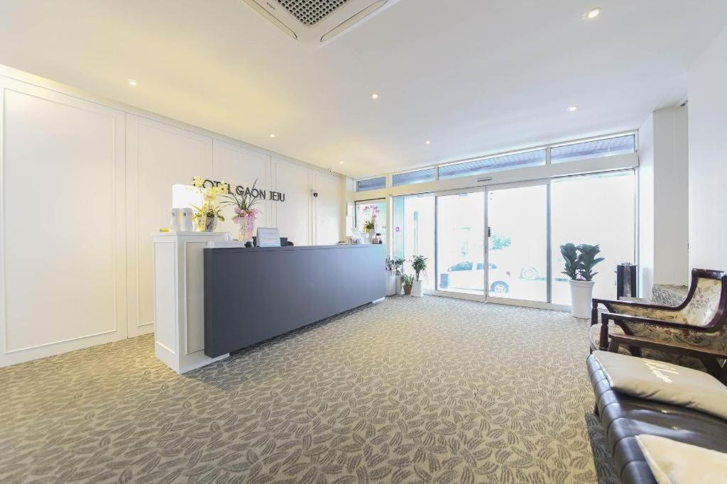 Hotel Gaon J Stay Сеогвипо Екстериор снимка